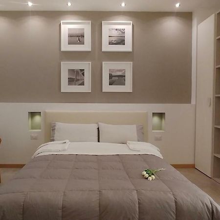 B&B Villa Monterosa Con Piscina Castronno Dış mekan fotoğraf