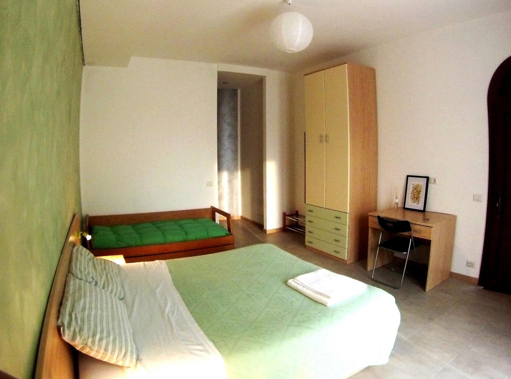 B&B Villa Monterosa Con Piscina Castronno Dış mekan fotoğraf