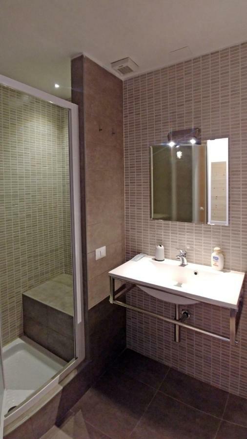 B&B Villa Monterosa Con Piscina Castronno Dış mekan fotoğraf